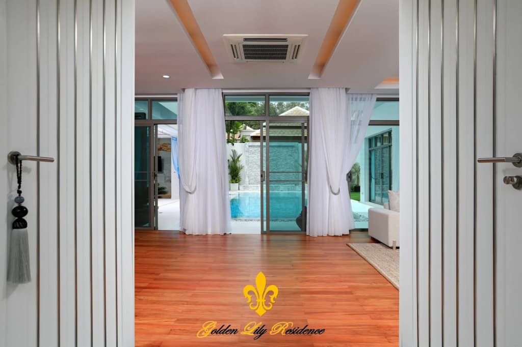 Golden Lily 4 Bedroom Private Pool Villa - photo 3
