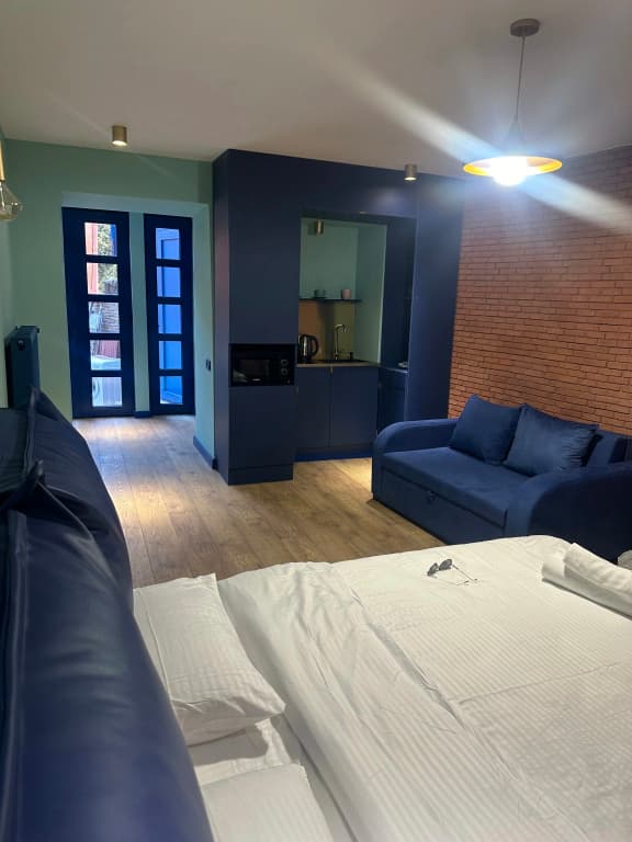 Blue Balcony Apartments - photo 35