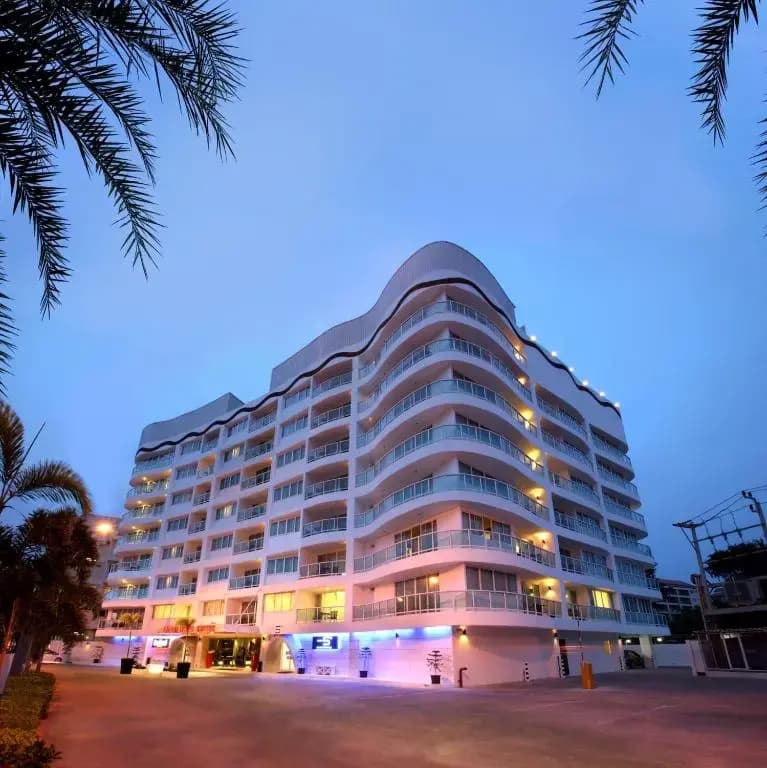 Nova Suites Pattaya by Compass Hospitality - photo 2