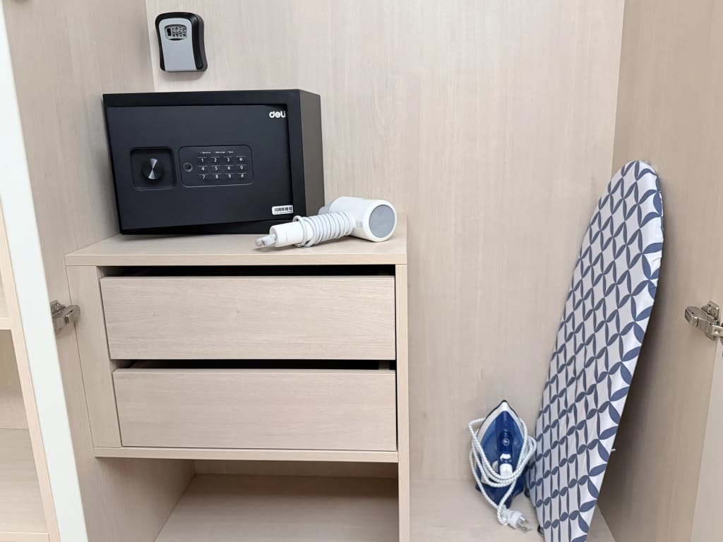 Izumitelnaya u Plyazha Kamala s Basseynom i Sportzalom Flat - photo 16