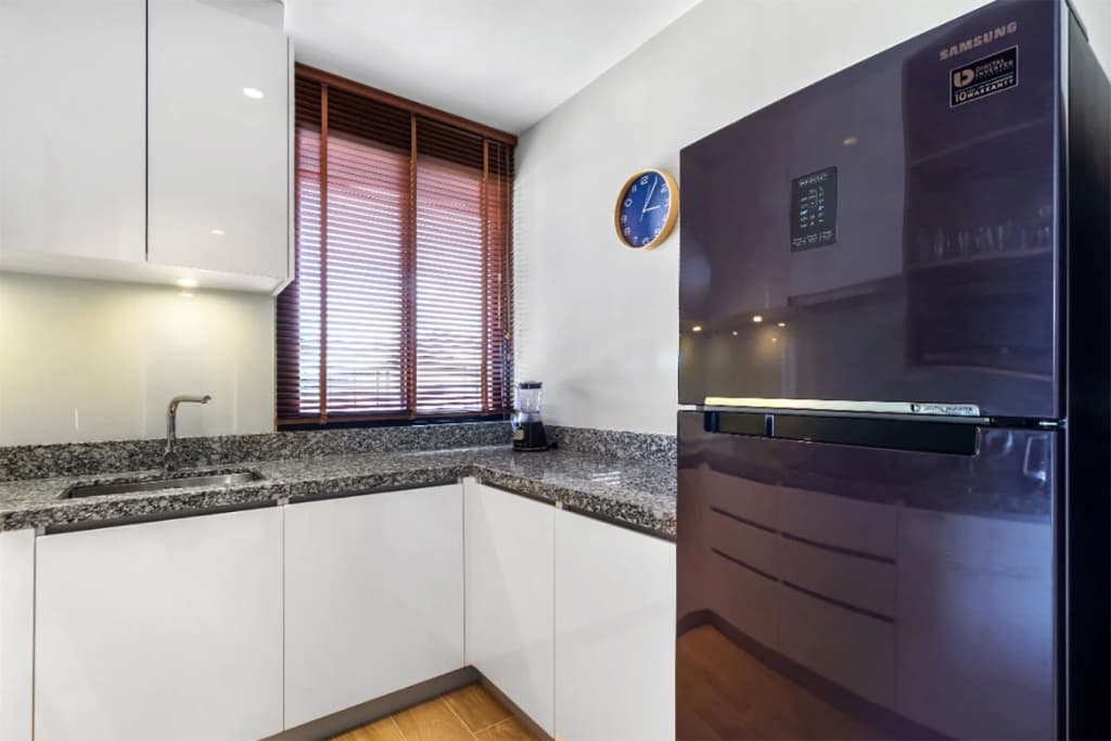 Diamond Condominium by Alexanders Apartments - photo 11