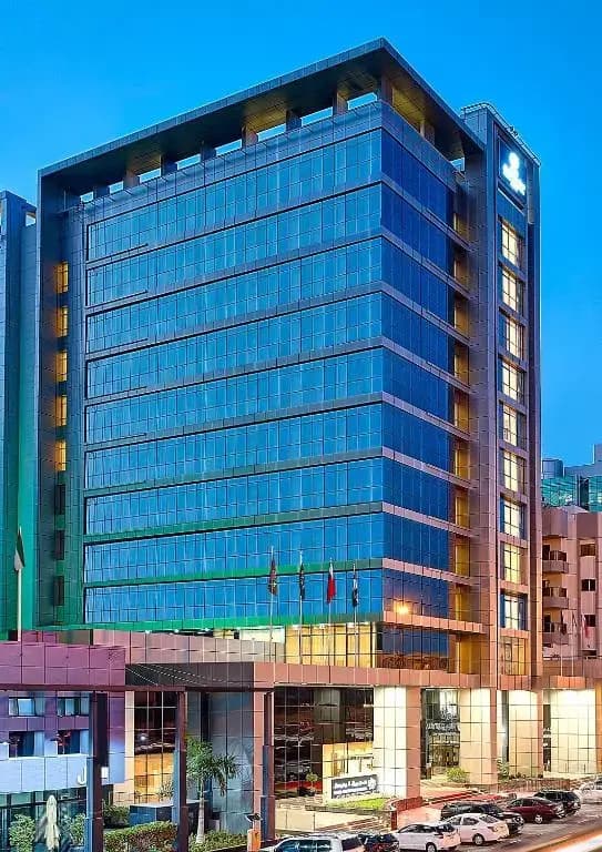 Royal Continental Hotel - photo 1