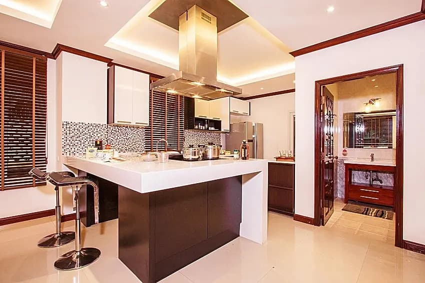 L-House Villa - photo 9