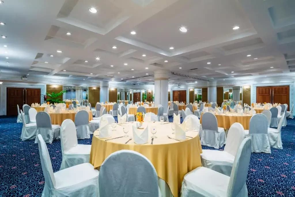 Cholchan Pattaya Beach Resort - photo 32