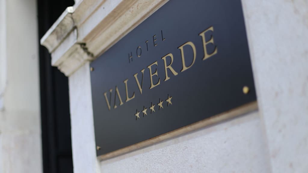 Hotel Valverde Lisboa Hotel & Garden - photo 5