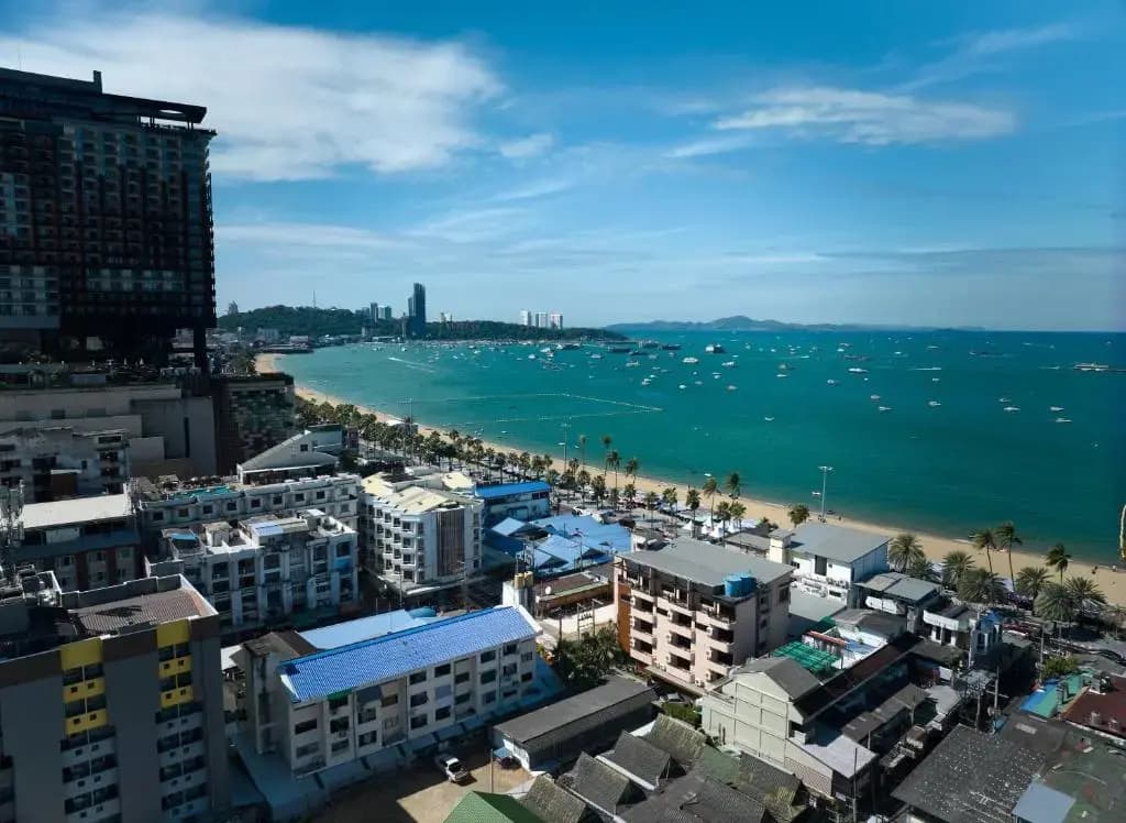 The Weekend Pattaya - photo 1