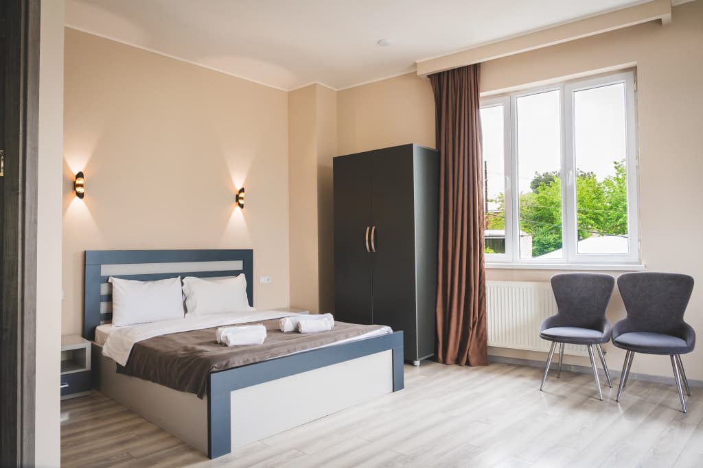 White House Mini-Hotel - photo 6