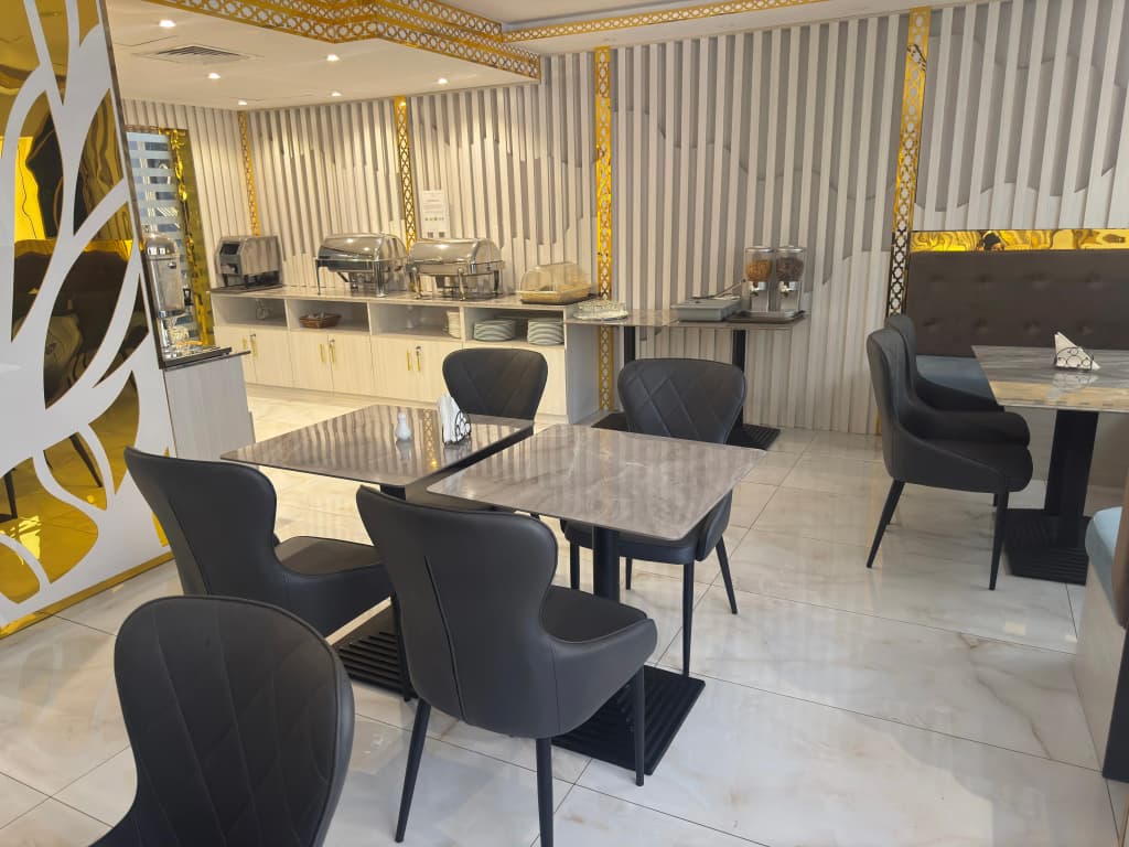 Orchid Hotel - photo 12