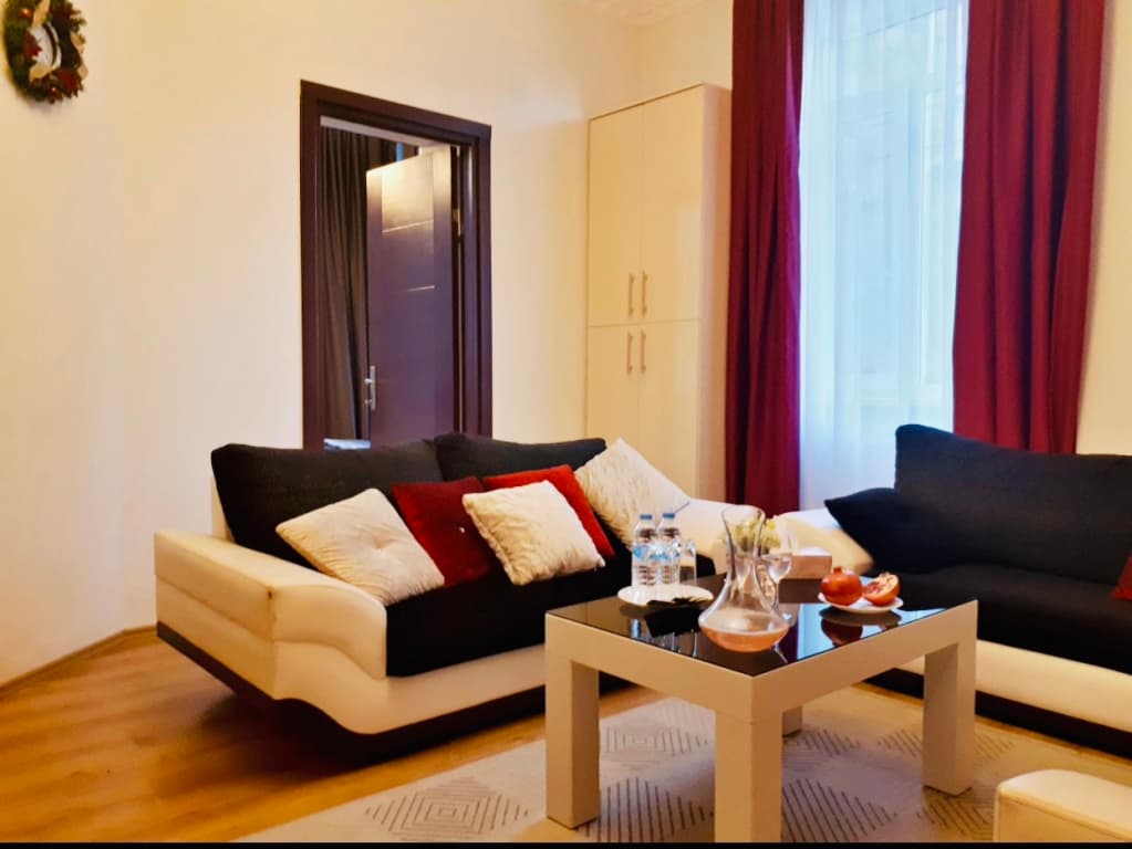 Sweet Home Deluxe 1 Apartments - main photo
