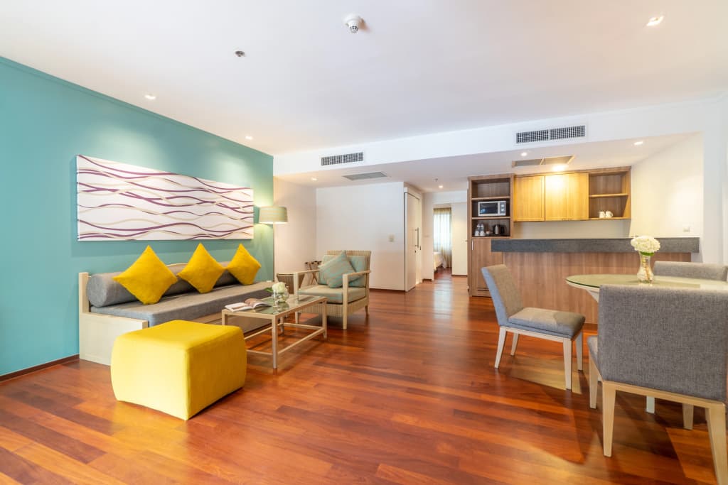 Radisson Resort and Suites Phuket Hotel - photo 10