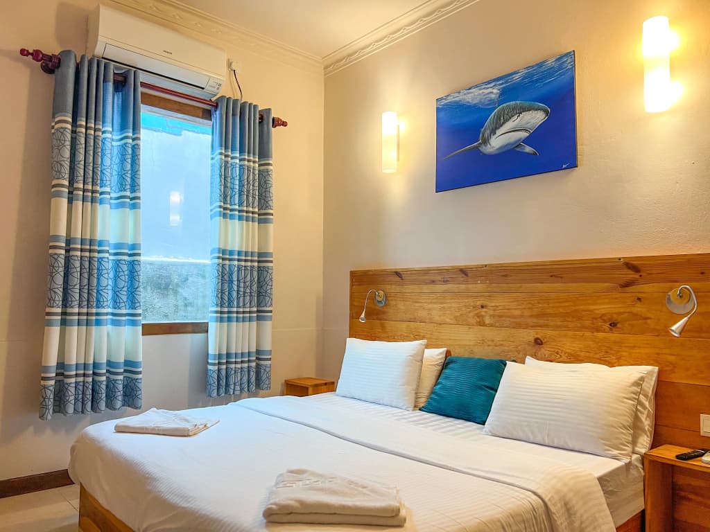 Thulusdhoo Inn Guest House - photo 1