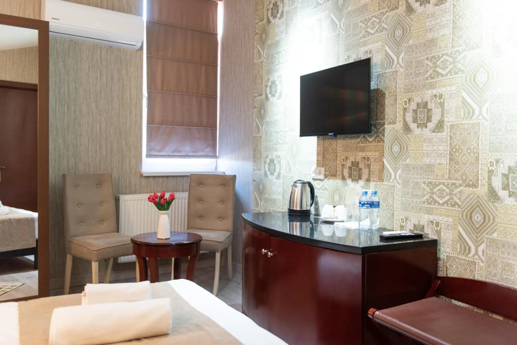 Kraveli Hotel - photo 45