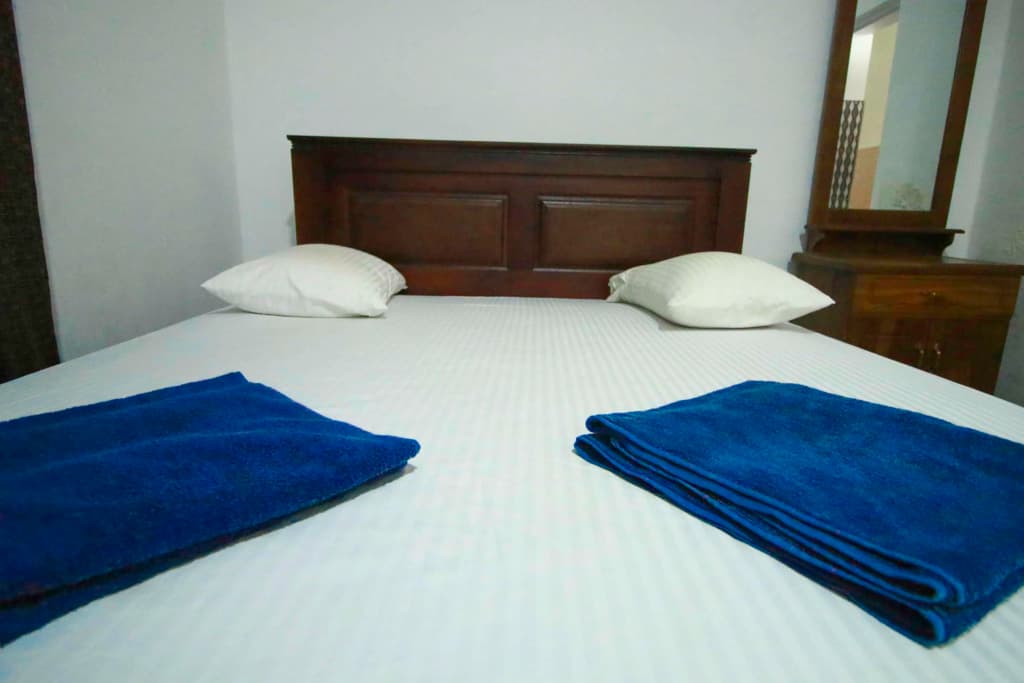 Yoho Solid Polhengoda Hotel - photo 14