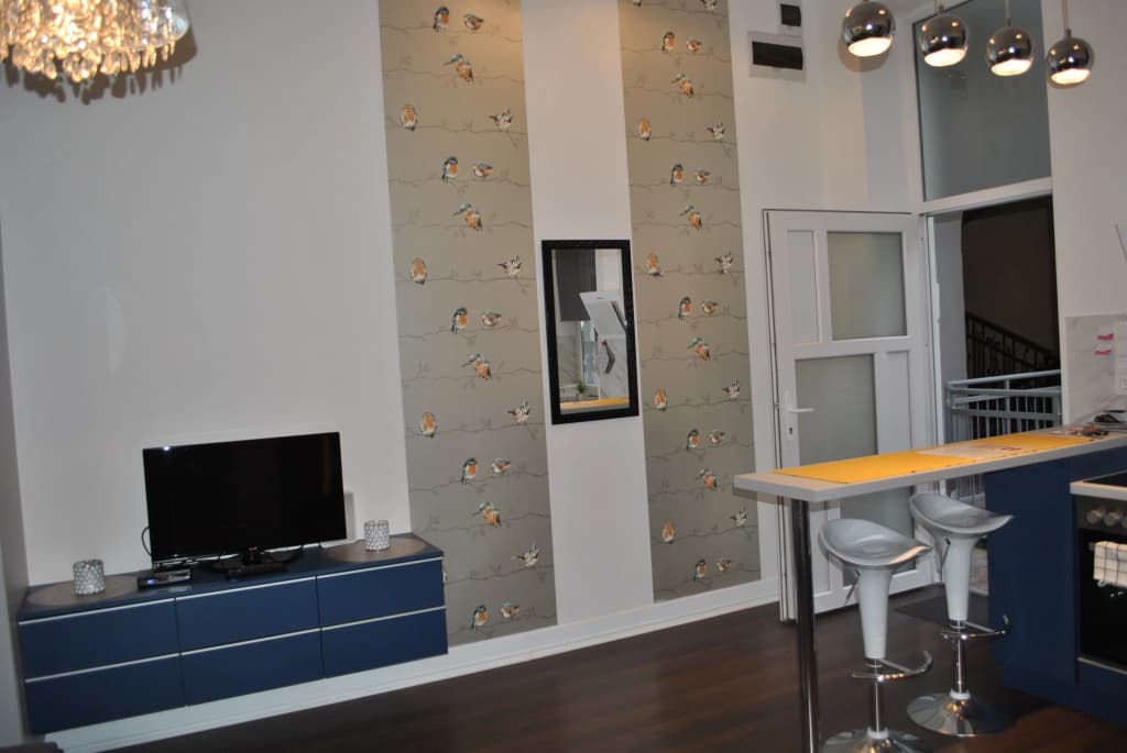 Sunset Central Apartments - photo 10