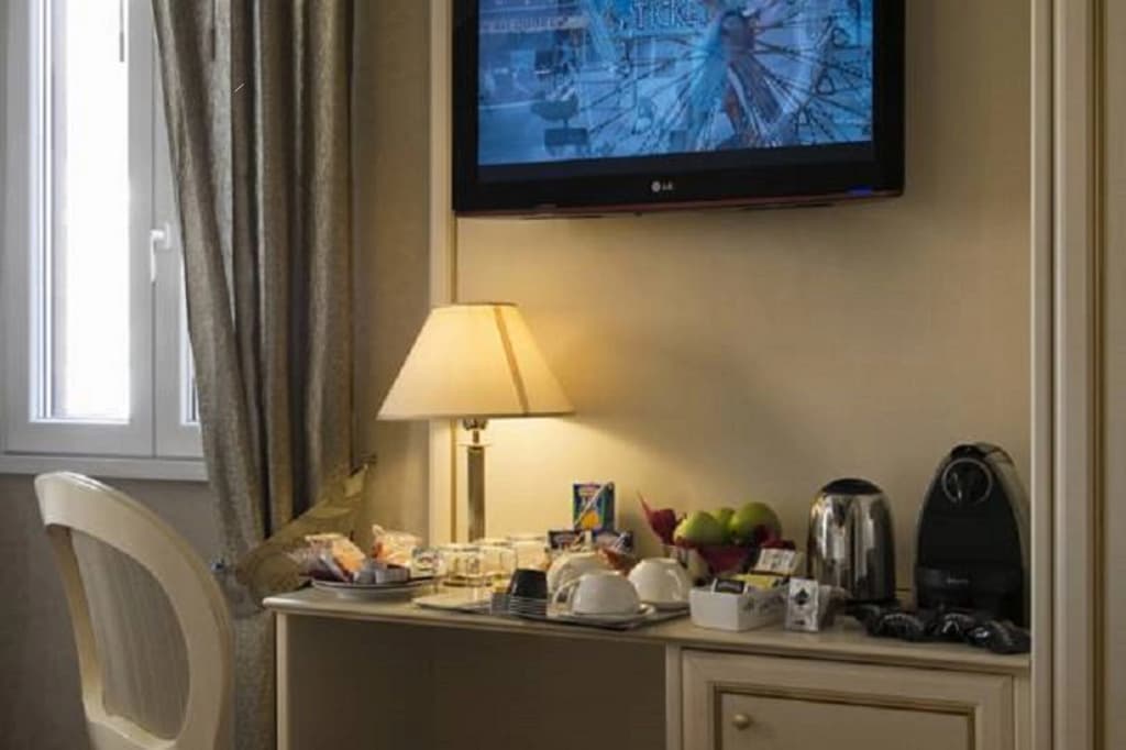 Relais Bocca di Leone Guest House - photo 6