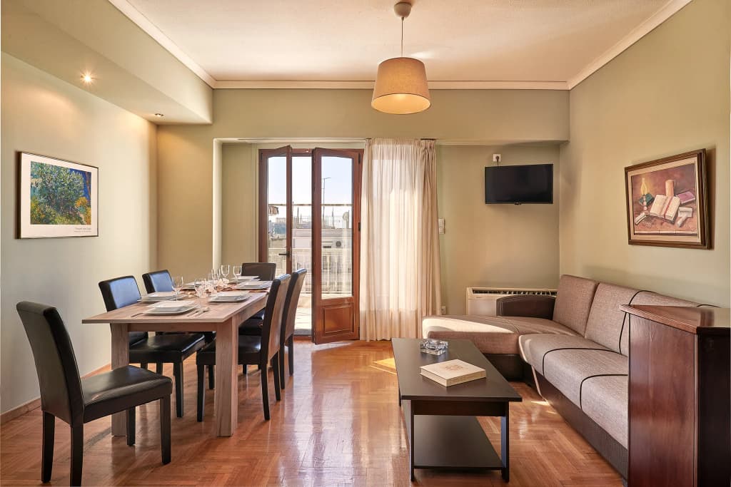 Akadamias 34 Apartments - photo 4