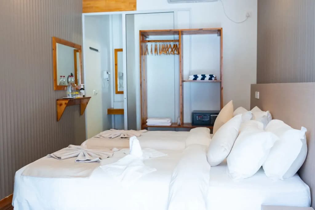 Navaya Dhiffushi Guest house - photo 26