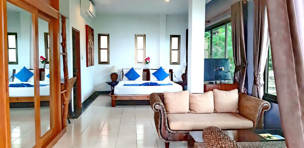Chaweng Bayview Resort Hotel - photo 2