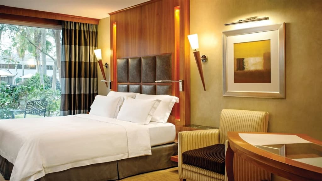 Le Meridien Dubai Hotel & Conference Centre - photo 29