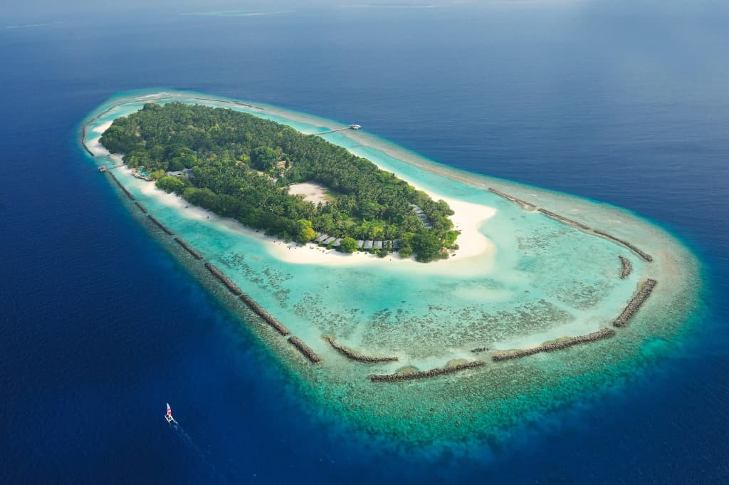 Royal Island Resort & Spa - photo 1