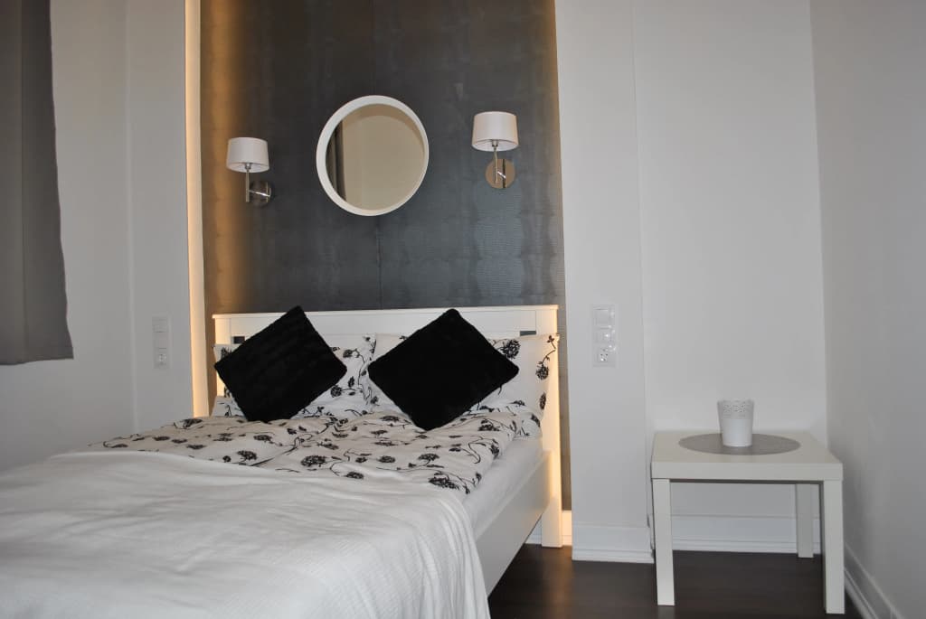 Sunset Central Apartments - photo 29