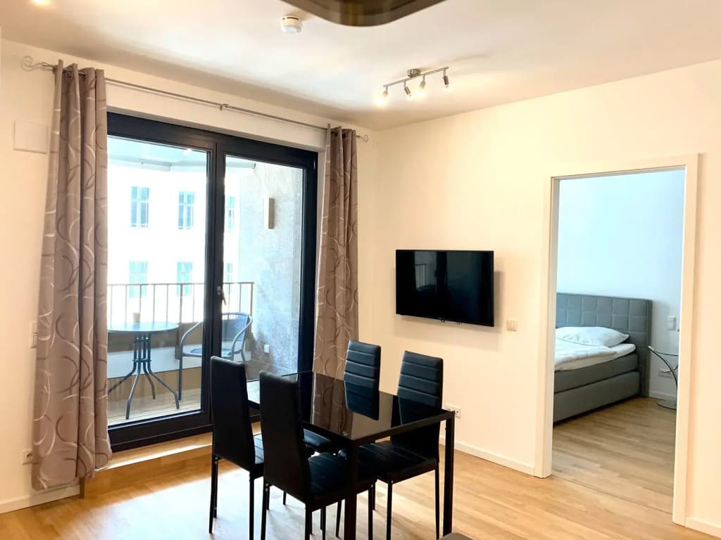 Central Mitte New Apartments - photo 2