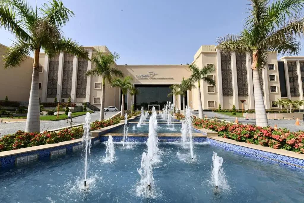 Triumph Luxury Hotel - photo 8