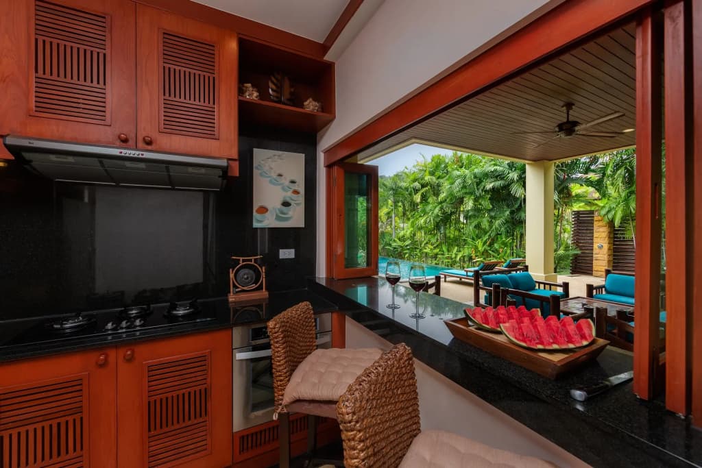 RAAS 3br, Private Pool|Naiharn Beach Villa - photo 15