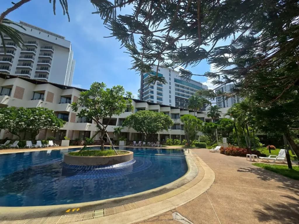 Hotel Tropicana Pattaya - photo 26