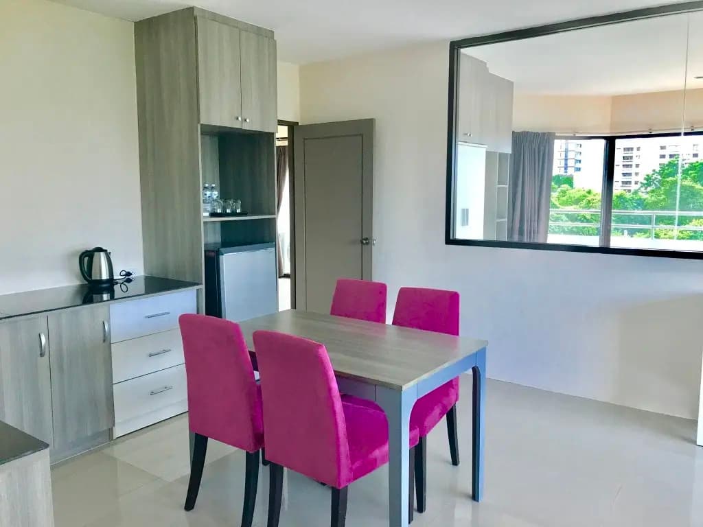 R-Con Wongamat Apartments - photo 7