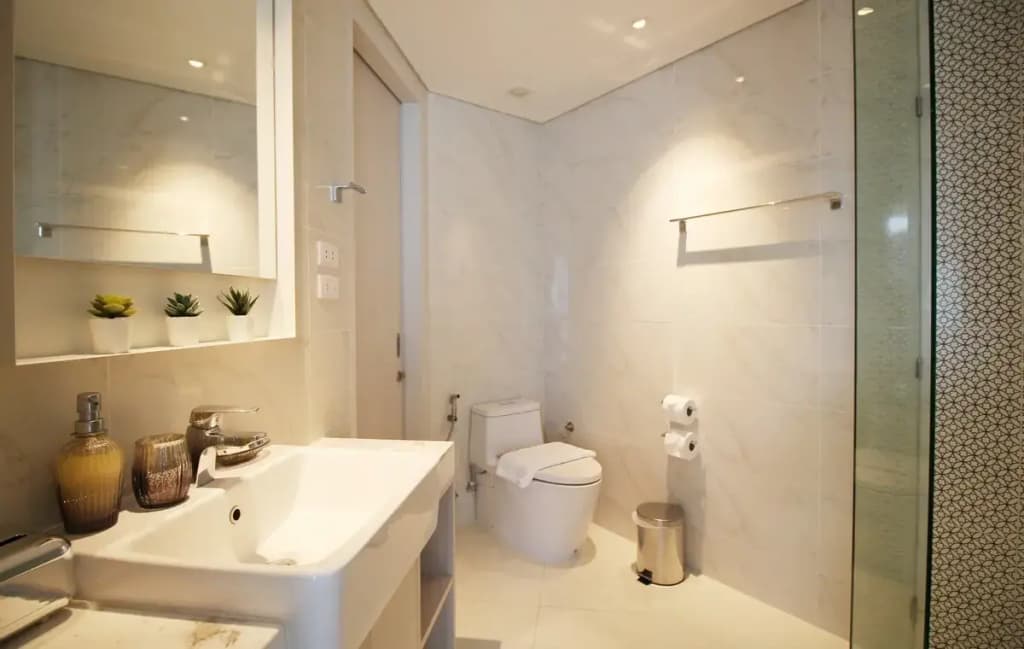 Lakeview 1BR – Laguna Beach Apartments - photo 11