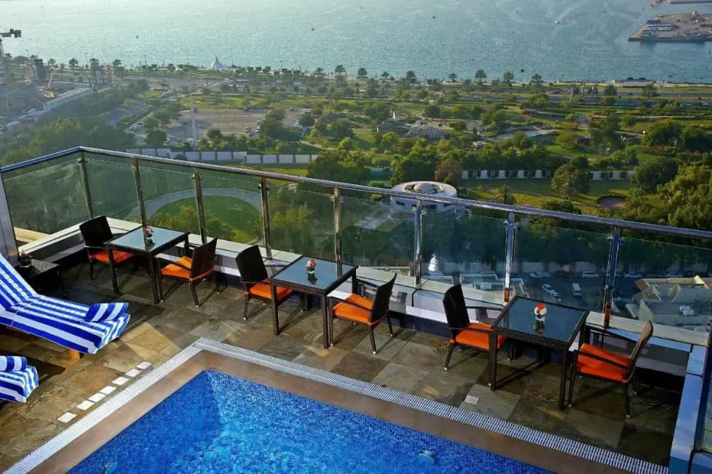 Hotel Ramada by Wyndham Abu Dhabi Corniche - photo 9