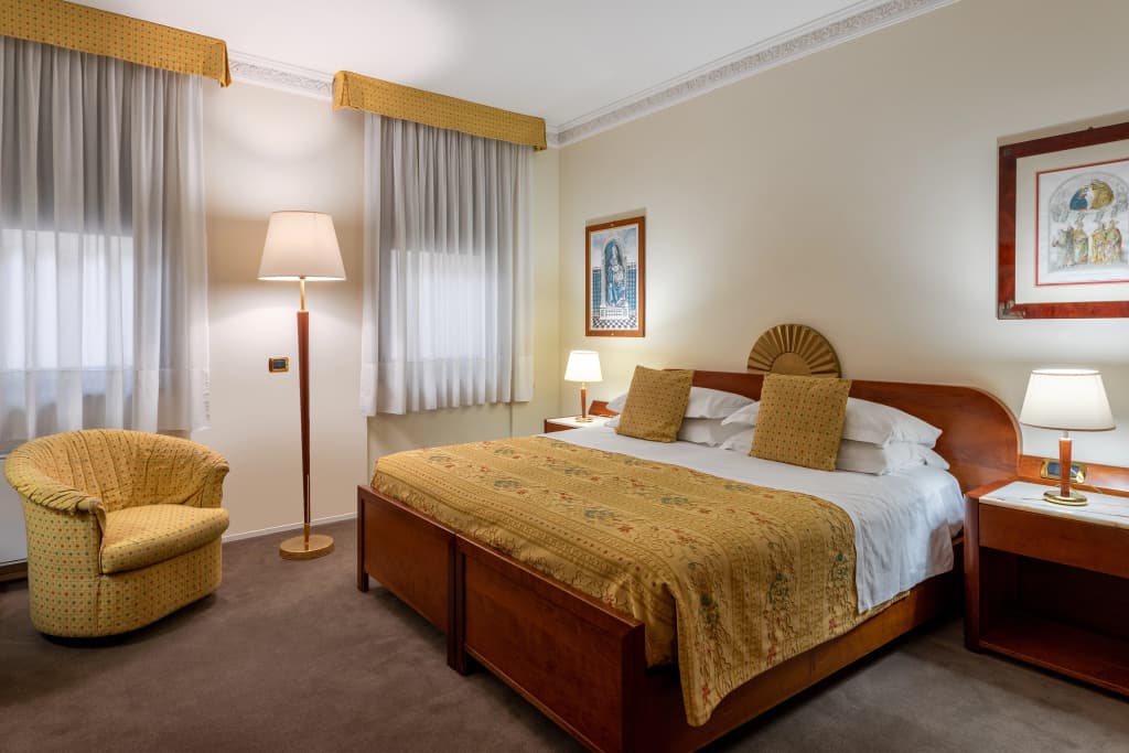 Roma Hotel - photo 14