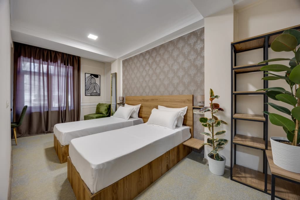Hotel Regraph - photo 10