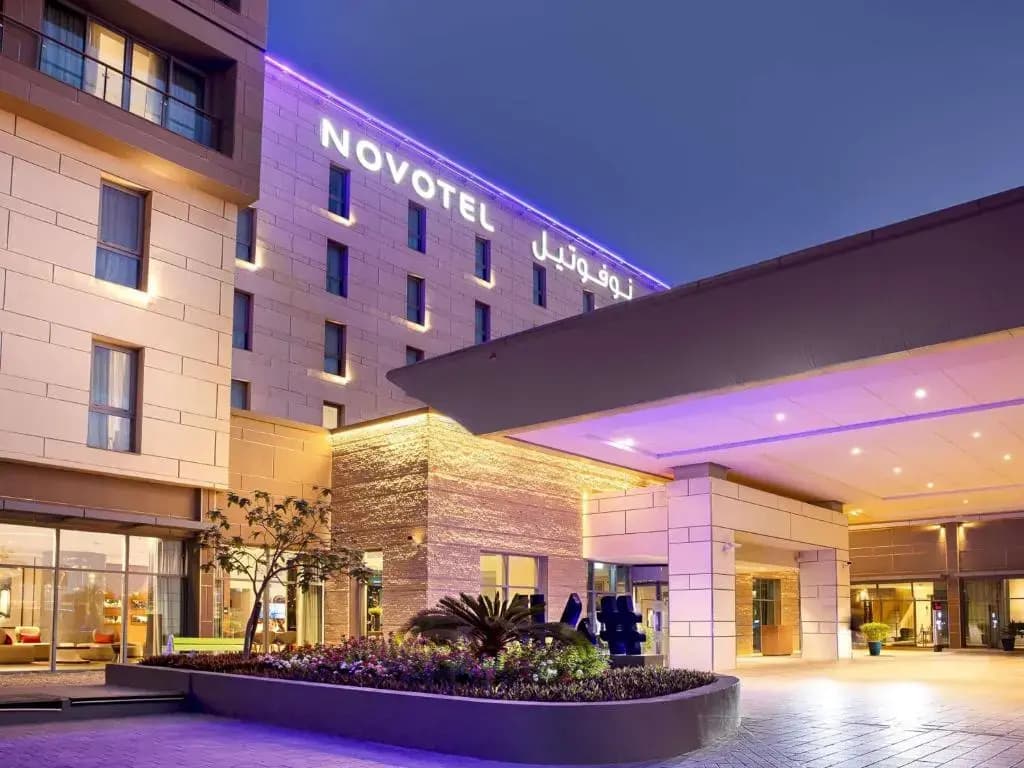 Novotel Muscat Airport Hotel - photo 1