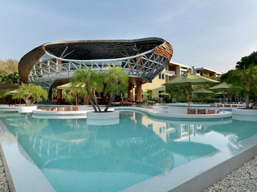 Wyndham Grand Nai Harn Beach Phuket - photo 2