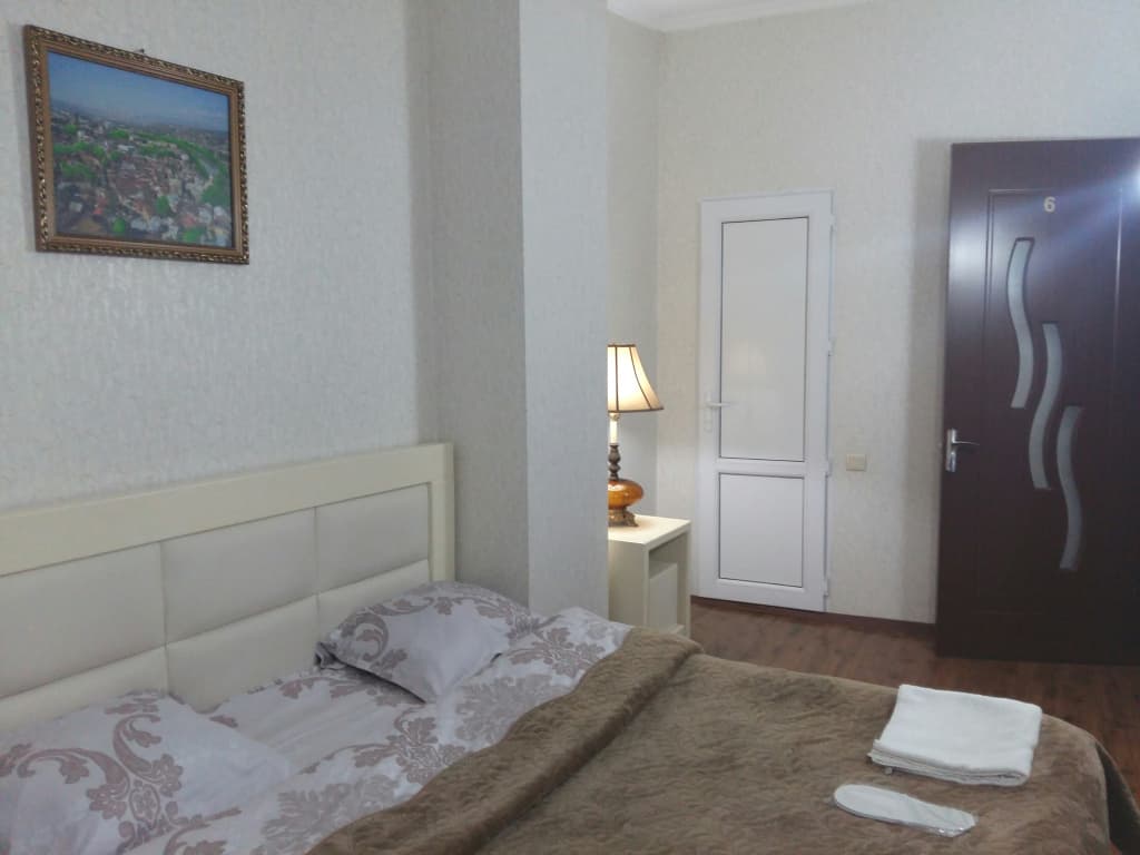 Come In Hotel - photo 20