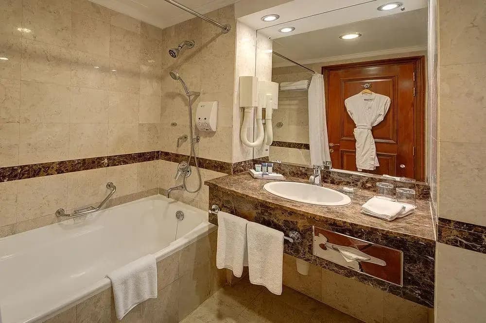 Ascot Hotel - photo 35