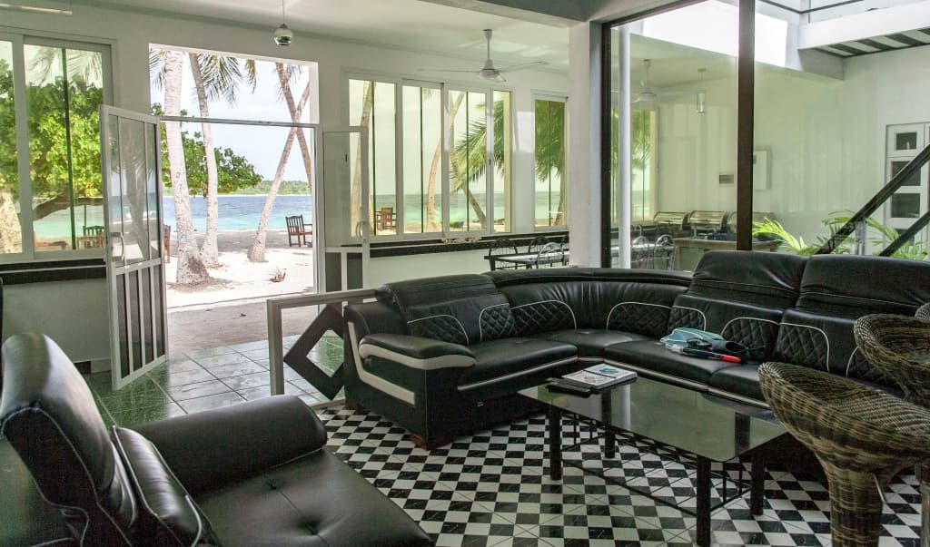 Dhonfulhafi Beach View & Spa Guest House - photo 2