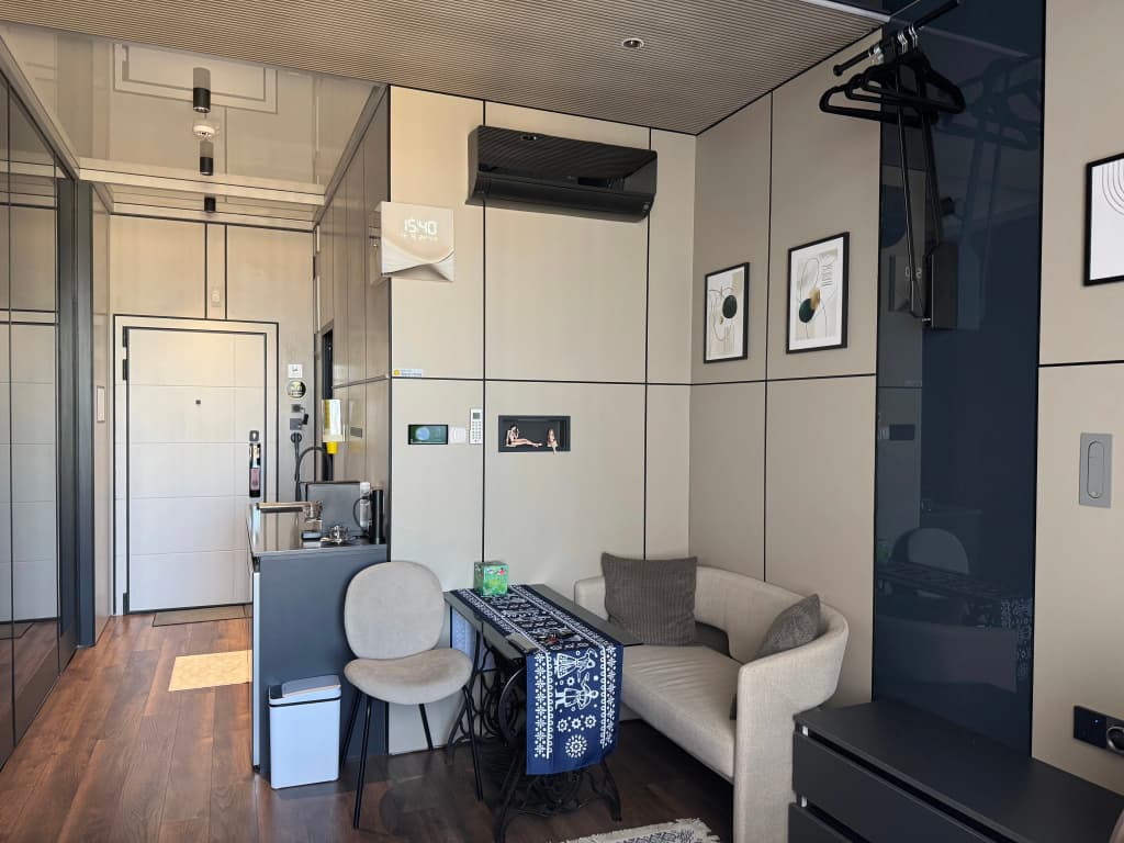 Premium Smart Studio with River View Apartments - photo 13