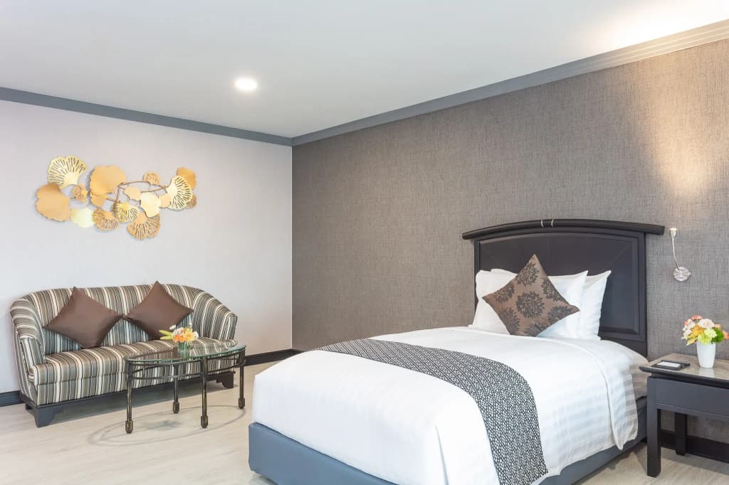 Baiyoke Sky Hotel - photo 16