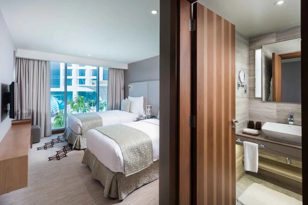 Grand Millennium Muscat Hotel - photo 14
