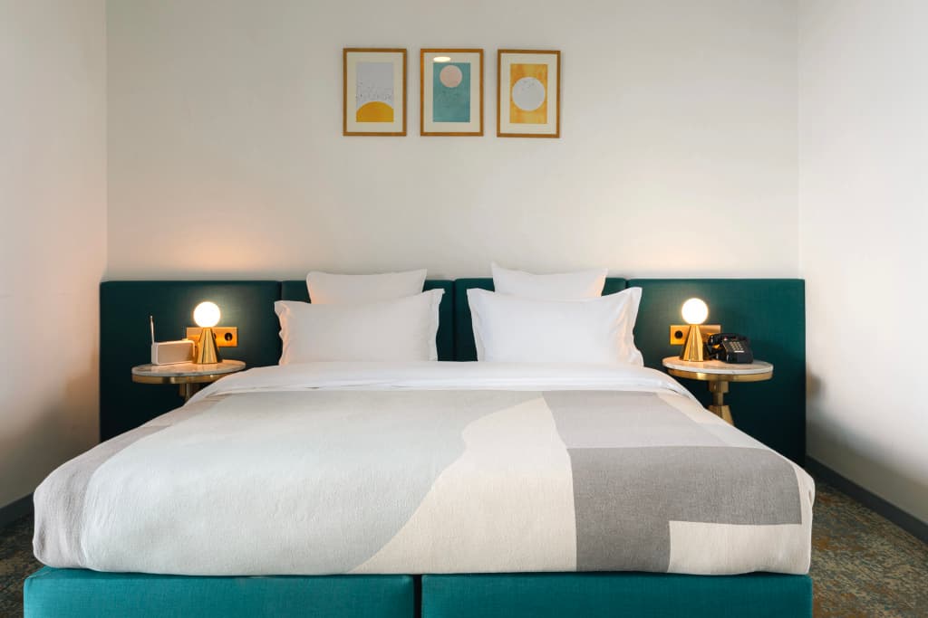 Castor & Pollux Hotel - photo 3