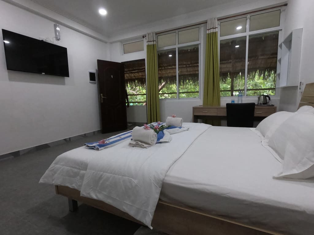 Dhangethi Inn Hotel - photo 14