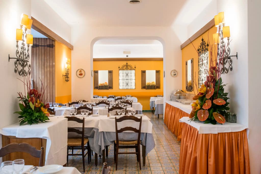 Bettoja Massimo D'Azeglio Hotel - photo 34