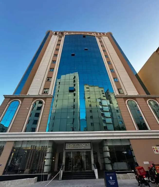 Abraj INN Grand Hotel - photo 1