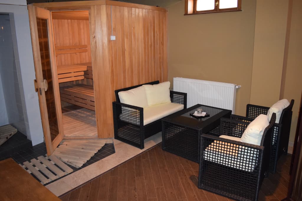 Alliance Hotel - photo 13