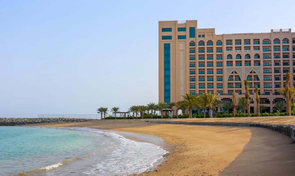 Al Bahar Hotel & Resort - photo 2