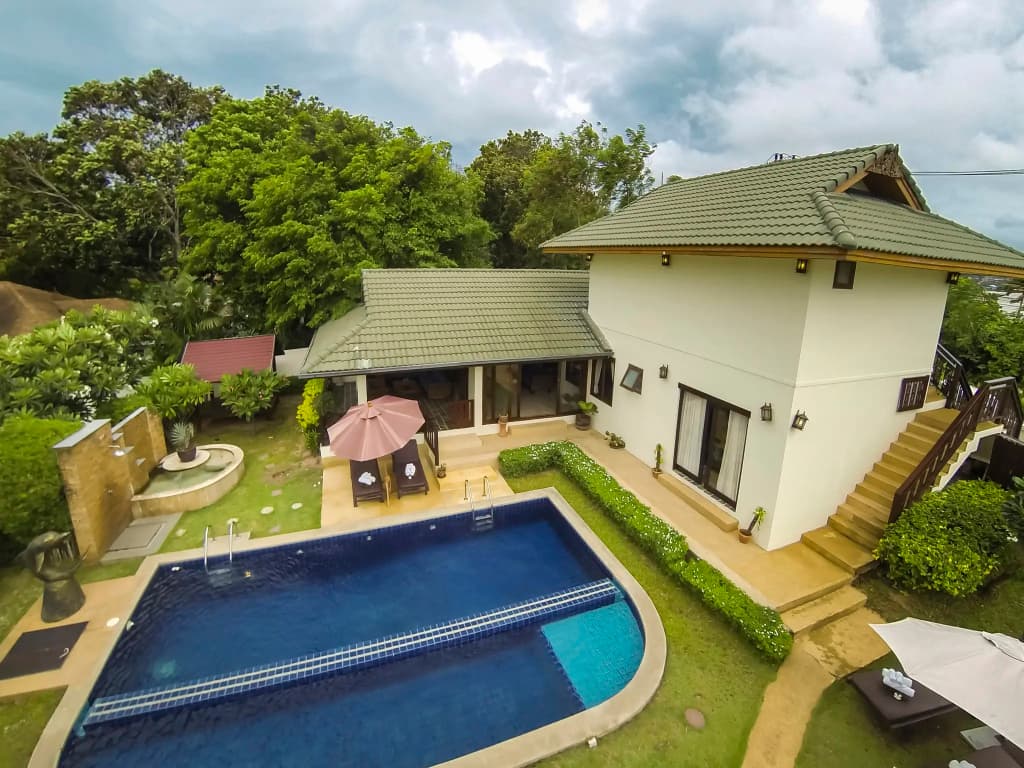 Idyllic Samui Oceanfront Resort and Villas - photo 11