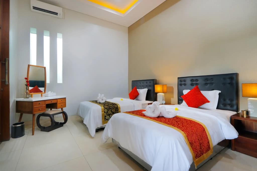 Little Ubud River View Villa - photo 23